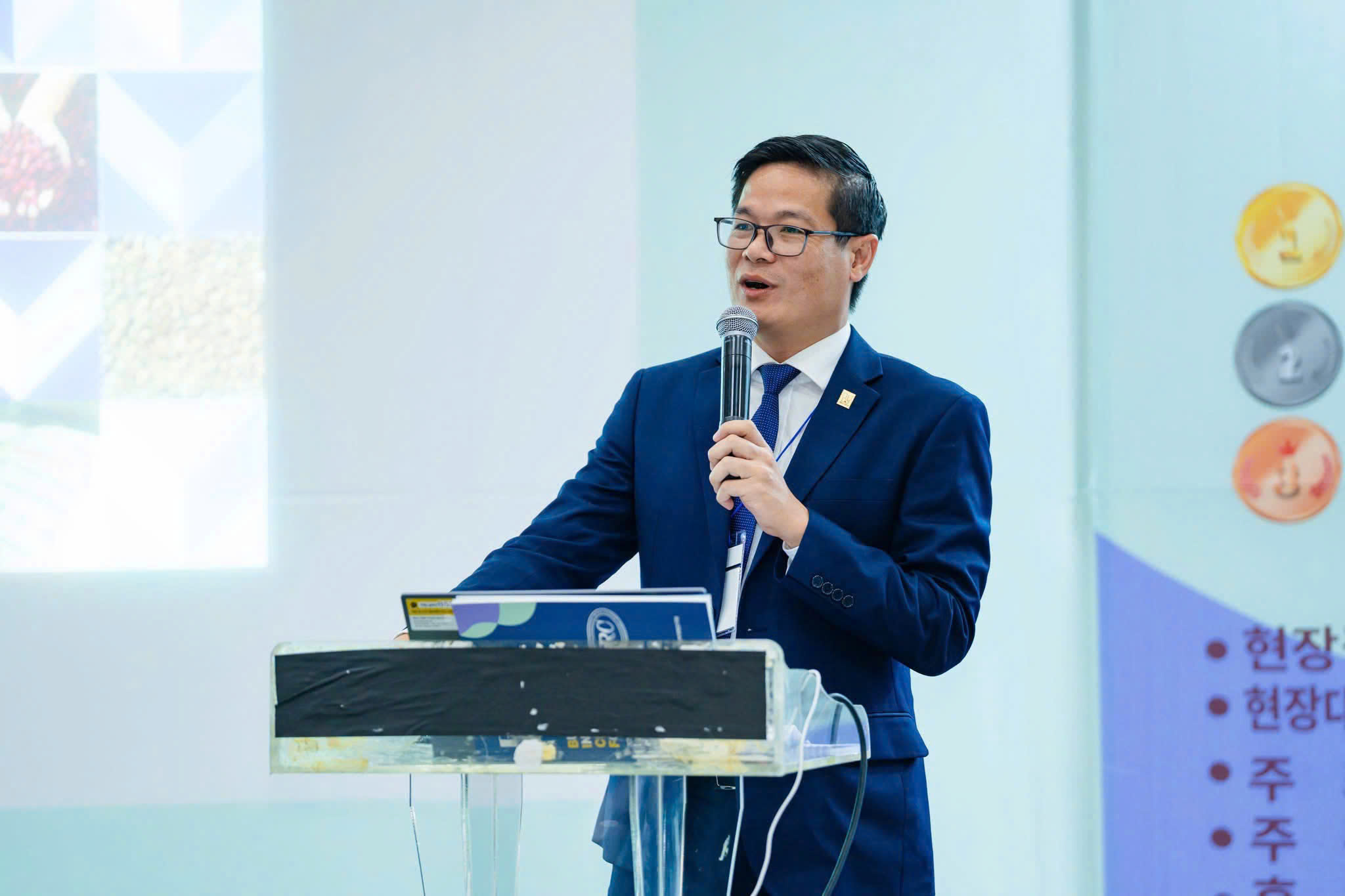 Ông Lê Đức Huy